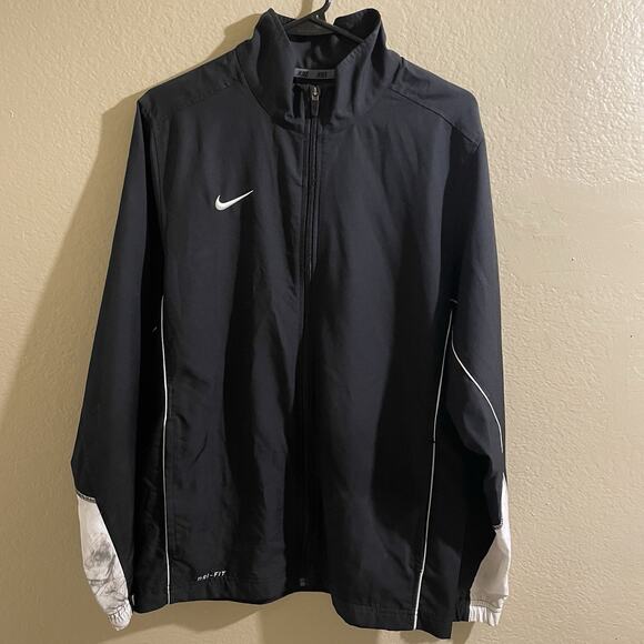 Nike Black Jacket Size small - Picture 1 of 3